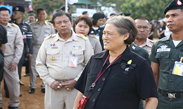 สมเด็จพระเทพรัตนราชสุดาฯ สยามบรมราชกุมารี เสด็จทรงปฏิบัติพระราชกรณียกิจ ณ โรงเรียน ตชด.เทคนิคดุสิต