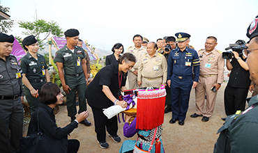 สมเด็จพระเทพรัตนราชสุดาฯ สยามบรมราชกุมารี เสด็จทรงปฏิบัติพระราชกรณียกิจ ณ โรงเรียน ตชด.เทคนิคดุสิต