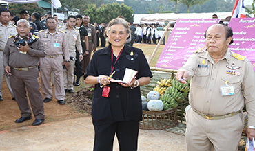 สมเด็จพระเทพรัตนราชสุดาฯ สยามบรมราชกุมารี เสด็จทรงปฏิบัติพระราชกรณียกิจ ณ โรงเรียน ตชด.เทคนิคดุสิต