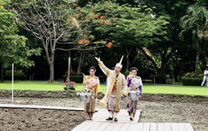 พระราชพิธีพืชมงคลจรดพระนังคัลแรกนาขวัญ