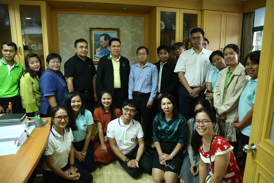 สำนักงานเลขานุการกรมแสดงความยินดีกับอธิบดีกรมส่งเสริมการเกษตร