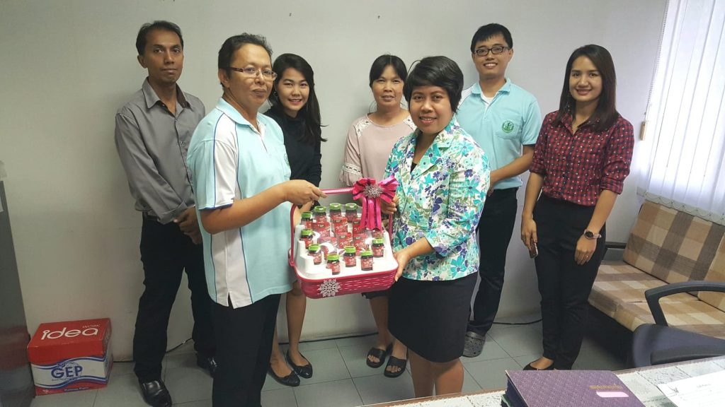 เจ้าหน้าที่ศวก. ร่วมแสดงความยินดีเลขานุการใหม่