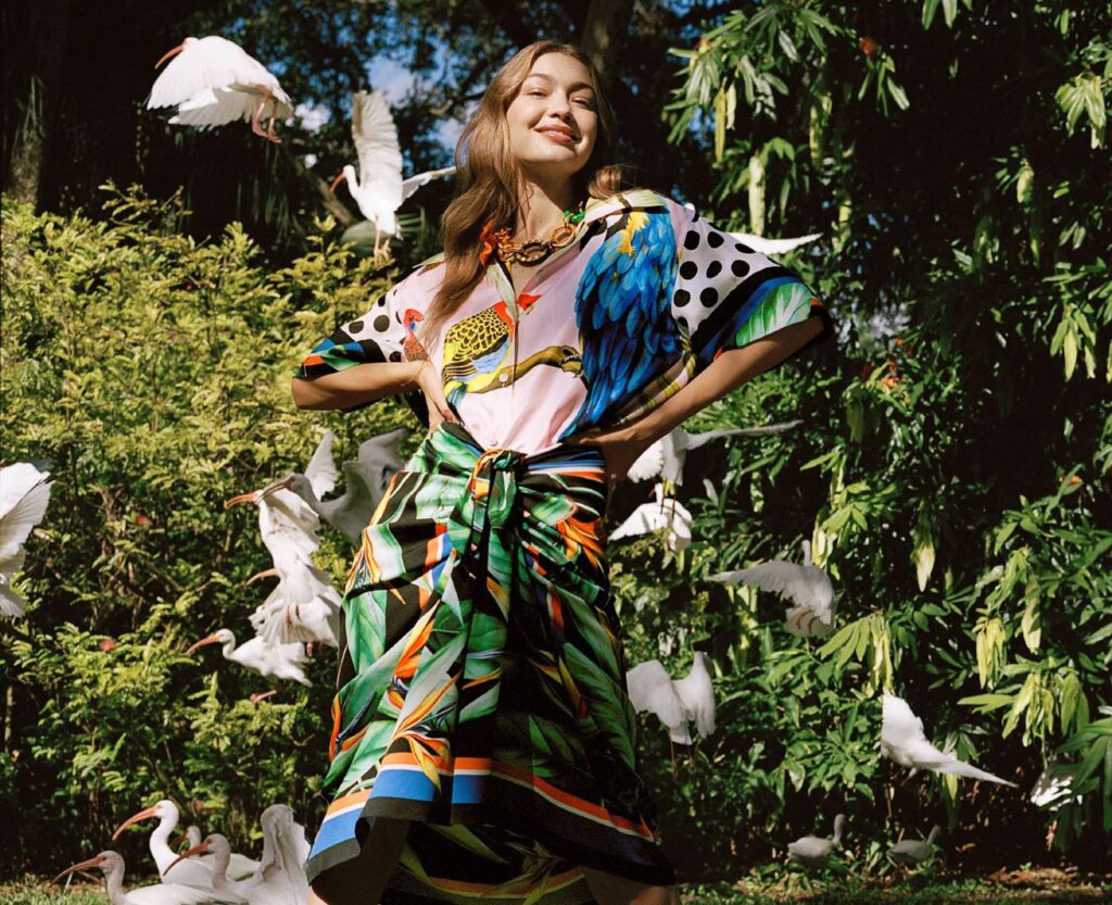 หนังสือ Thai Textiles Trend Book Spring / Summer 2025 หนังสือ Thai Textiles Trend Book Spring / Summer 2025